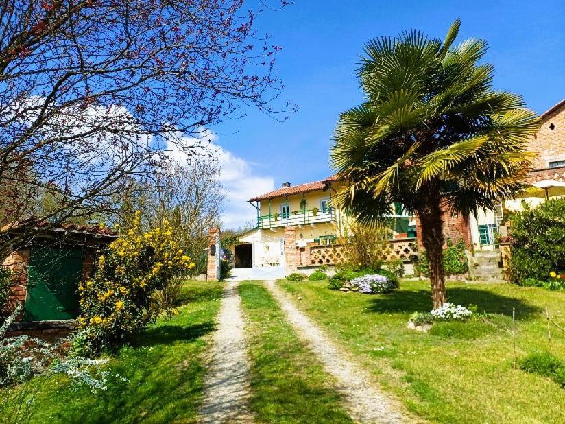 Casalborgone Casa Relax Immersa Nel Verde Della Natura מראה חיצוני תמונה